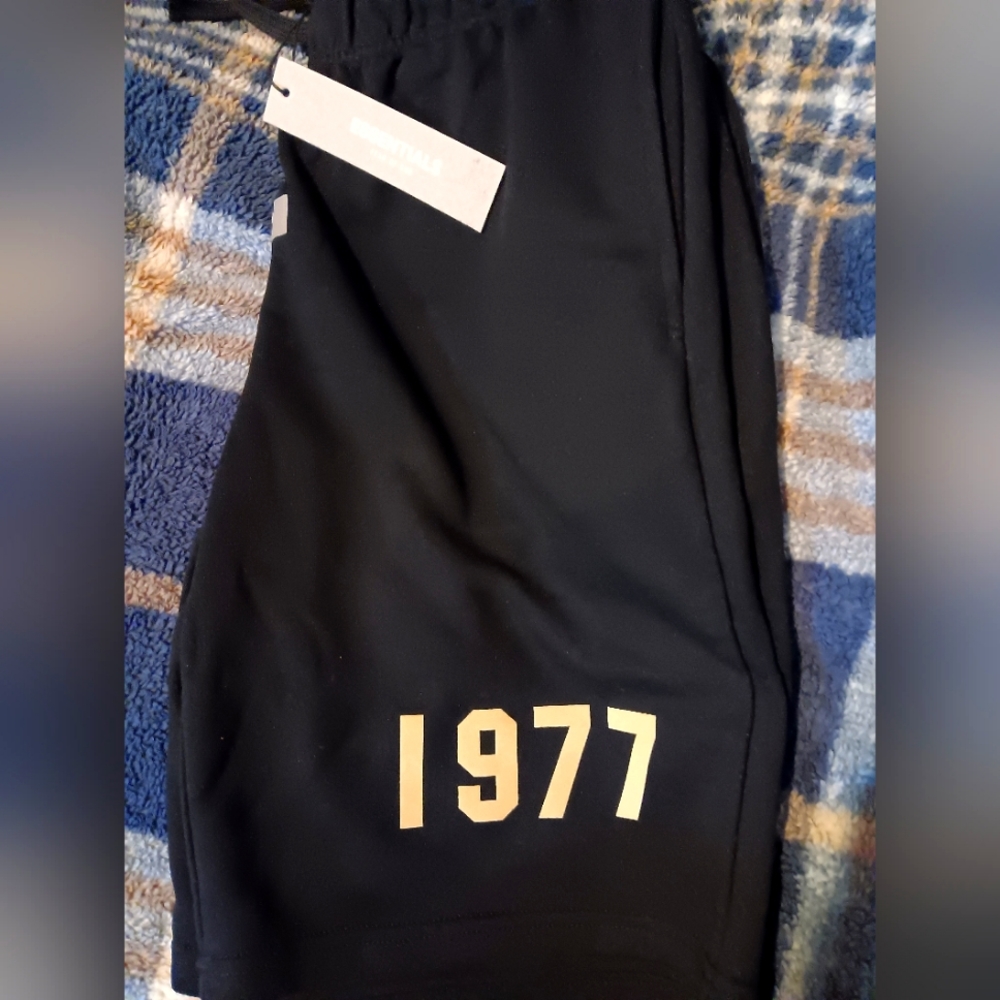 Nwts Essentials 1977 Shorts